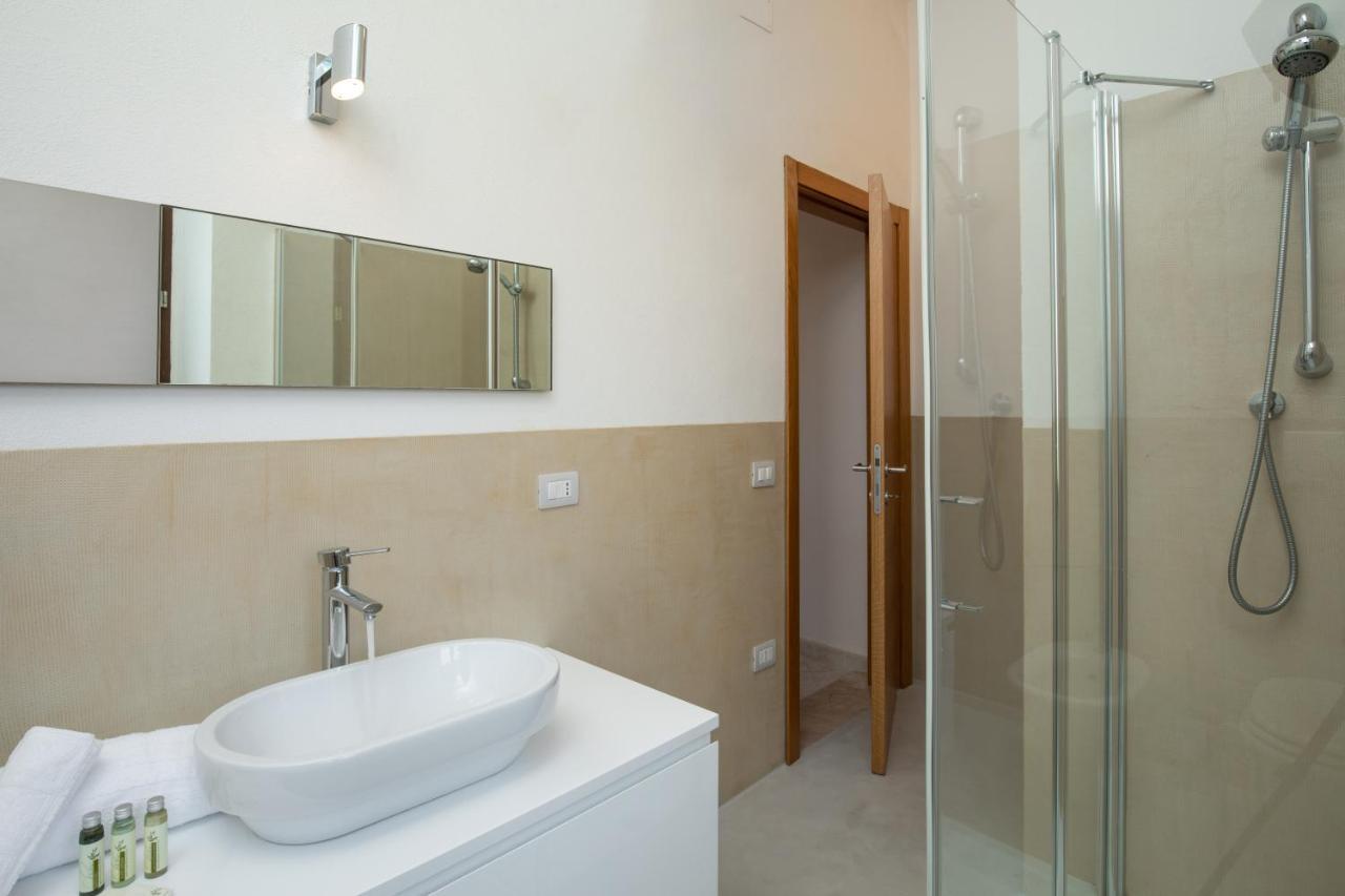 Old Charm - Seaview Apartment ลามัดดาเลนา ภายนอก รูปภาพ